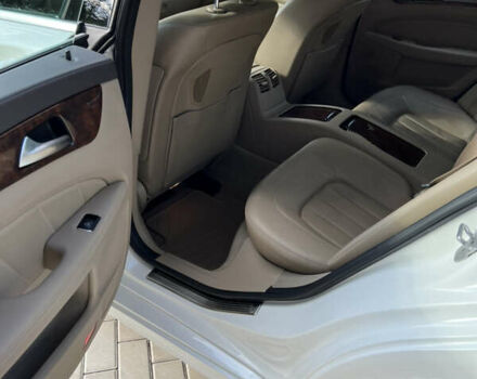 Белый Мерседес ЦЛС-Класс, объемом двигателя 3.5 л и пробегом 113 тыс. км за 24500 $, фото 21 на Automoto.ua