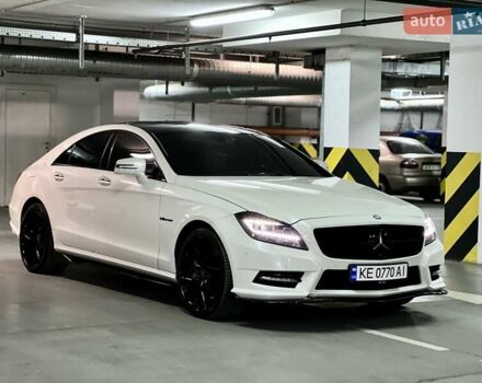 Белый Мерседес ЦЛС-Класс, объемом двигателя 4.7 л и пробегом 71 тыс. км за 20990 $, фото 6 на Automoto.ua