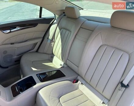 Білий Мерседес ЦЛС-Клас, об'ємом двигуна 4.66 л та пробігом 104 тис. км за 24900 $, фото 18 на Automoto.ua