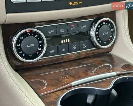 Белый Мерседес ЦЛС-Класс, объемом двигателя 4.66 л и пробегом 104 тыс. км за 24900 $, фото 12 на Automoto.ua