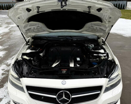 Белый Мерседес ЦЛС-Класс, объемом двигателя 4.7 л и пробегом 140 тыс. км за 16800 $, фото 60 на Automoto.ua