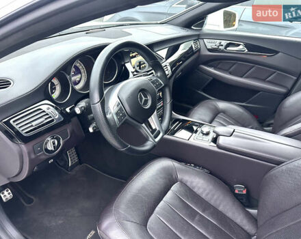 Білий Мерседес ЦЛС-Клас, об'ємом двигуна 4.66 л та пробігом 134 тис. км за 15000 $, фото 11 на Automoto.ua