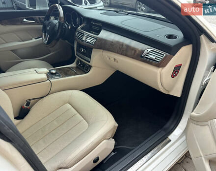 Білий Мерседес ЦЛС-Клас, об'ємом двигуна 3 л та пробігом 171 тис. км за 21999 $, фото 36 на Automoto.ua