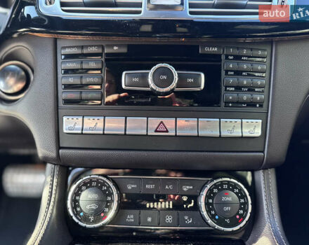 Белый Мерседес ЦЛС-Класс, объемом двигателя 4.7 л и пробегом 145 тыс. км за 15850 $, фото 38 на Automoto.ua