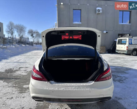 Белый Мерседес ЦЛС-Класс, объемом двигателя 4.7 л и пробегом 145 тыс. км за 15850 $, фото 53 на Automoto.ua