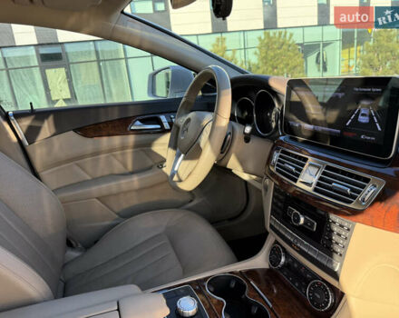 Белый Мерседес ЦЛС-Класс, объемом двигателя 4.7 л и пробегом 118 тыс. км за 19500 $, фото 53 на Automoto.ua