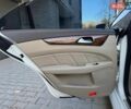 Белый Мерседес ЦЛС-Класс, объемом двигателя 4.7 л и пробегом 118 тыс. км за 17500 $, фото 36 на Automoto.ua