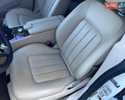 Белый Мерседес ЦЛС-Класс, объемом двигателя 3 л и пробегом 295 тыс. км за 17999 $, фото 18 на Automoto.ua