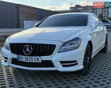 Белый Мерседес ЦЛС-Класс, объемом двигателя 4.7 л и пробегом 118 тыс. км за 19500 $, фото 4 на Automoto.ua