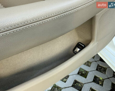 Белый Мерседес ЦЛС-Класс, объемом двигателя 4.7 л и пробегом 118 тыс. км за 19500 $, фото 28 на Automoto.ua