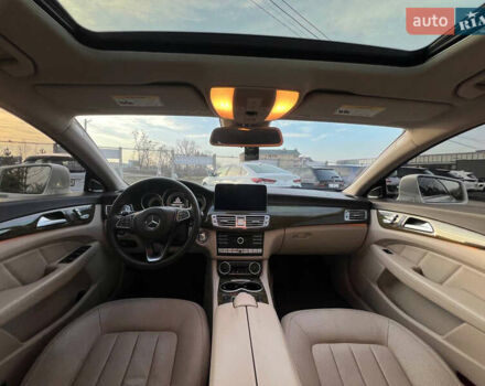 Белый Мерседес ЦЛС-Класс, объемом двигателя 3 л и пробегом 300 тыс. км за 17999 $, фото 7 на Automoto.ua