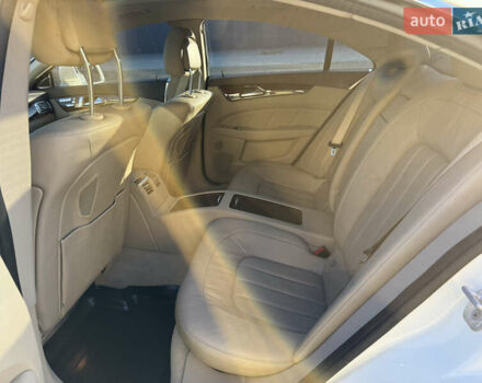 Белый Мерседес ЦЛС-Класс, объемом двигателя 4.7 л и пробегом 118 тыс. км за 19500 $, фото 66 на Automoto.ua