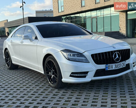Белый Мерседес ЦЛС-Класс, объемом двигателя 4.7 л и пробегом 118 тыс. км за 19500 $, фото 1 на Automoto.ua