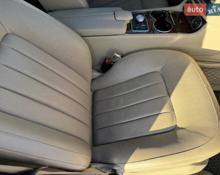 Белый Мерседес ЦЛС-Класс, объемом двигателя 4.7 л и пробегом 118 тыс. км за 19500 $, фото 54 на Automoto.ua