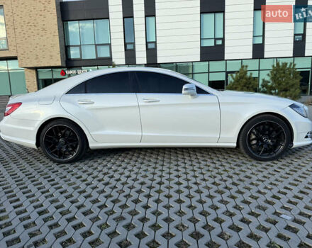 Белый Мерседес ЦЛС-Класс, объемом двигателя 4.7 л и пробегом 118 тыс. км за 19500 $, фото 13 на Automoto.ua