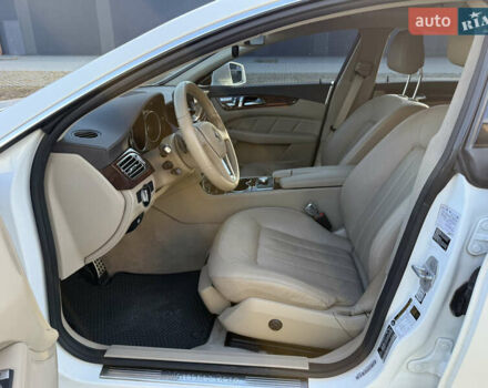 Белый Мерседес ЦЛС-Класс, объемом двигателя 4.7 л и пробегом 118 тыс. км за 19500 $, фото 31 на Automoto.ua