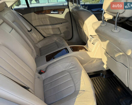 Белый Мерседес ЦЛС-Класс, объемом двигателя 4.7 л и пробегом 118 тыс. км за 19500 $, фото 63 на Automoto.ua