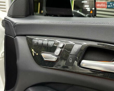 Белый Мерседес ЦЛС-Класс, объемом двигателя 2.2 л и пробегом 130 тыс. км за 27700 $, фото 26 на Automoto.ua