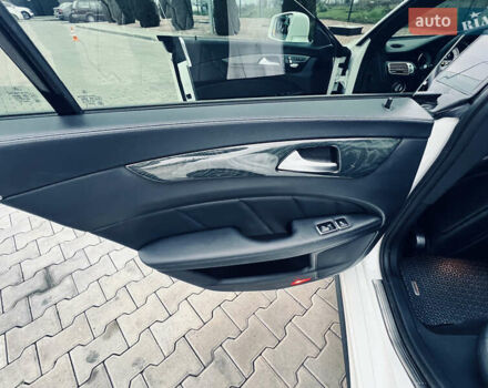 Белый Мерседес ЦЛС-Класс, объемом двигателя 2.99 л и пробегом 66 тыс. км за 35999 $, фото 39 на Automoto.ua