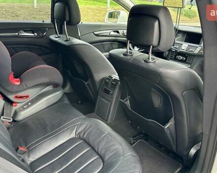 Мерседес ЦЛС-Класс 2014 в Киеве на Automoto.ua Белый Мерседес ЦЛС-Класс, объемом двигателя 2.14 л и пробегом 162 тыс. км за 18500 $, фото 20 на Automoto.ua