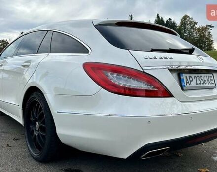 Мерседес ЦЛС-Класс 2014 в Киеве на Automoto.ua Белый Мерседес ЦЛС-Класс, объемом двигателя 2.14 л и пробегом 162 тыс. км за 18500 $, фото 12 на Automoto.ua