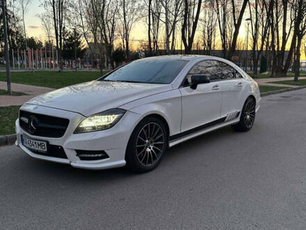 Белый Мерседес ЦЛС-Класс, объемом двигателя 2.99 л и пробегом 235 тыс. км за 18000 $, фото 1 на Automoto.ua