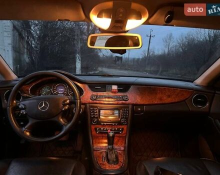 Черный Мерседес ЦЛС-Класс, объемом двигателя 3.5 л и пробегом 432 тыс. км за 8900 $, фото 14 на Automoto.ua