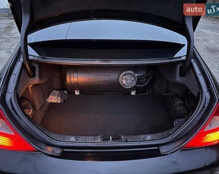 Черный Мерседес ЦЛС-Класс, объемом двигателя 3.5 л и пробегом 432 тыс. км за 8900 $, фото 10 на Automoto.ua