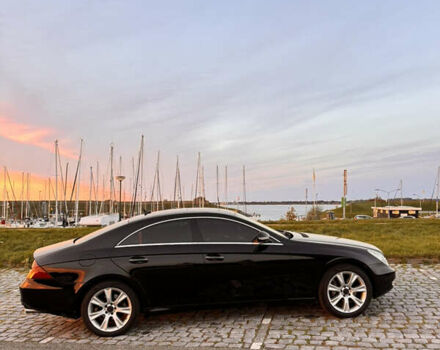 Черный Мерседес ЦЛС-Класс, объемом двигателя 5.46 л и пробегом 287 тыс. км за 11500 $, фото 6 на Automoto.ua