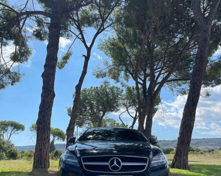 Черный Мерседес ЦЛС-Класс, объемом двигателя 2.1 л и пробегом 185 тыс. км за 22500 $, фото 51 на Automoto.ua