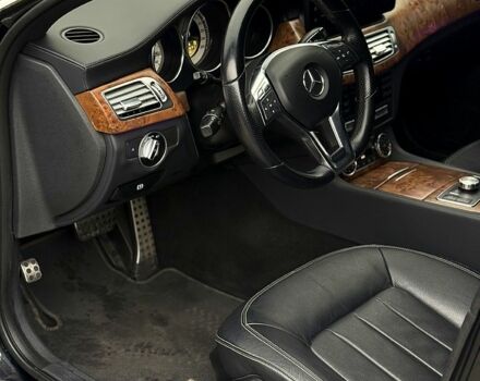 Черный Мерседес ЦЛС-Класс, объемом двигателя 2.1 л и пробегом 183 тыс. км за 22500 $, фото 6 на Automoto.ua