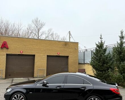 Черный Мерседес ЦЛС-Класс, объемом двигателя 2.1 л и пробегом 183 тыс. км за 22500 $, фото 9 на Automoto.ua