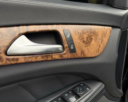 Черный Мерседес ЦЛС-Класс, объемом двигателя 2.1 л и пробегом 185 тыс. км за 22500 $, фото 39 на Automoto.ua