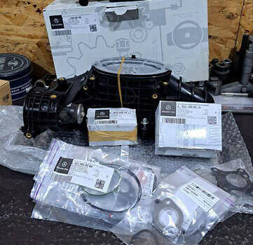 Черный Мерседес ЦЛС-Класс, объемом двигателя 2.1 л и пробегом 185 тыс. км за 22500 $, фото 44 на Automoto.ua