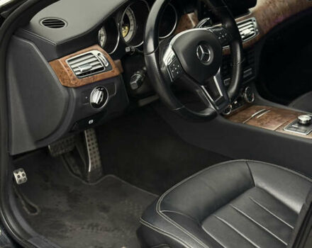 Черный Мерседес ЦЛС-Класс, объемом двигателя 2.1 л и пробегом 185 тыс. км за 22500 $, фото 32 на Automoto.ua