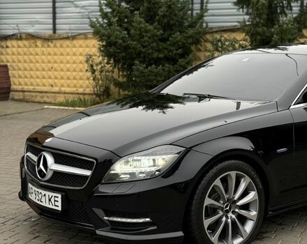 Черный Мерседес ЦЛС-Класс, объемом двигателя 2.1 л и пробегом 183 тыс. км за 22500 $, фото 10 на Automoto.ua