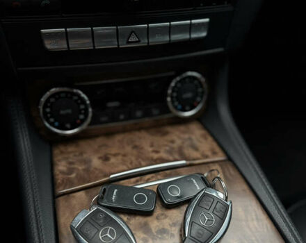 Черный Мерседес ЦЛС-Класс, объемом двигателя 2.1 л и пробегом 185 тыс. км за 22500 $, фото 28 на Automoto.ua