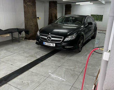 Черный Мерседес ЦЛС-Класс, объемом двигателя 2.99 л и пробегом 160 тыс. км за 23000 $, фото 1 на Automoto.ua