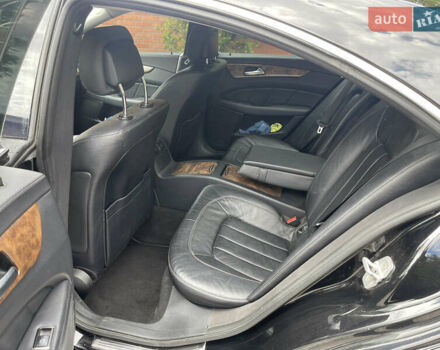 Черный Мерседес ЦЛС-Класс, объемом двигателя 2.14 л и пробегом 269 тыс. км за 17200 $, фото 9 на Automoto.ua