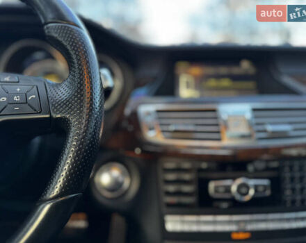 Черный Мерседес ЦЛС-Класс, объемом двигателя 4.66 л и пробегом 195 тыс. км за 17000 $, фото 21 на Automoto.ua