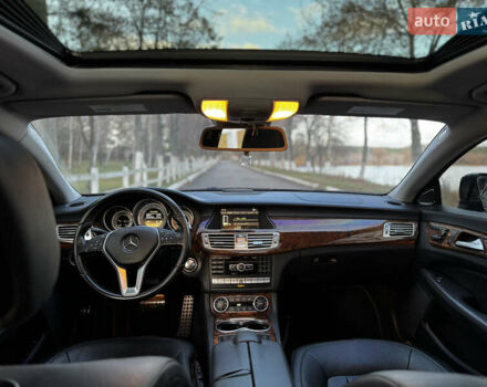 Черный Мерседес ЦЛС-Класс, объемом двигателя 4.66 л и пробегом 195 тыс. км за 17000 $, фото 20 на Automoto.ua