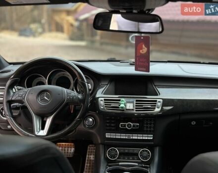 Чорний Мерседес ЦЛС-Клас, об'ємом двигуна 4.66 л та пробігом 230 тис. км за 17500 $, фото 24 на Automoto.ua