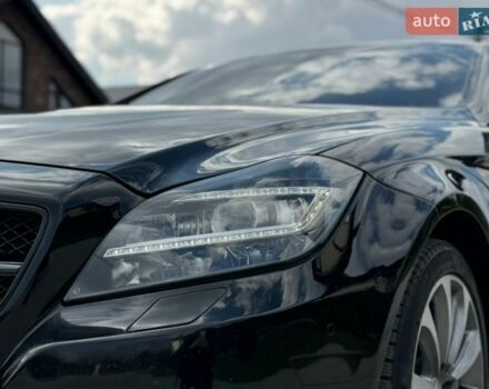 Черный Мерседес ЦЛС-Класс, объемом двигателя 4.66 л и пробегом 198 тыс. км за 16800 $, фото 3 на Automoto.ua