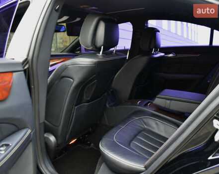 Черный Мерседес ЦЛС-Класс, объемом двигателя 4.7 л и пробегом 208 тыс. км за 21500 $, фото 10 на Automoto.ua