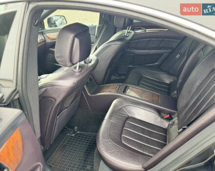 Черный Мерседес ЦЛС-Класс, объемом двигателя 3.5 л и пробегом 193 тыс. км за 21000 $, фото 13 на Automoto.ua