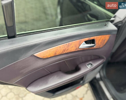 Черный Мерседес ЦЛС-Класс, объемом двигателя 3.5 л и пробегом 193 тыс. км за 21000 $, фото 18 на Automoto.ua