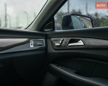 Мерседес ЦЛС-Клас 2015 у Чернівцях на Automoto.ua Чорний Мерседес ЦЛС-Клас, об'ємом двигуна 3 л та пробігом 134 тис. км за 25900 $, фото 38 на Automoto.ua