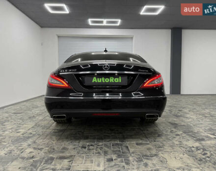 Черный Мерседес ЦЛС-Класс, объемом двигателя 2.14 л и пробегом 154 тыс. км за 28900 $, фото 5 на Automoto.ua