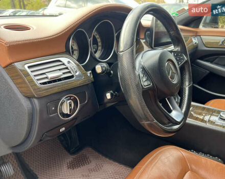 Чорний Мерседес ЦЛС-Клас, об'ємом двигуна 2.99 л та пробігом 235 тис. км за 25000 $, фото 9 на Automoto.ua