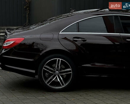 Коричневый Мерседес ЦЛС-Класс, объемом двигателя 4.7 л и пробегом 149 тыс. км за 21500 $, фото 9 на Automoto.ua